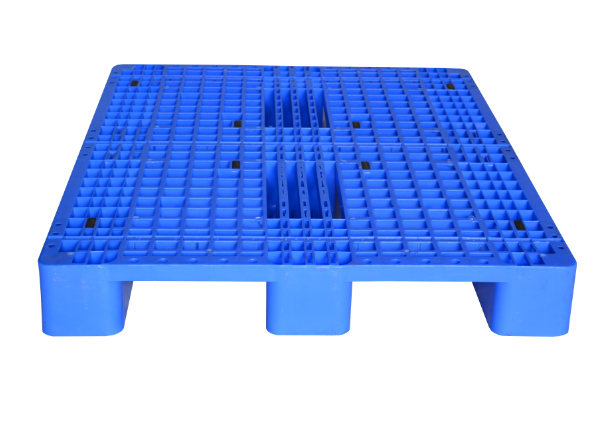 Injection Molded Plastic Pallets